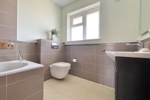 Photo 24- click for photo gallery